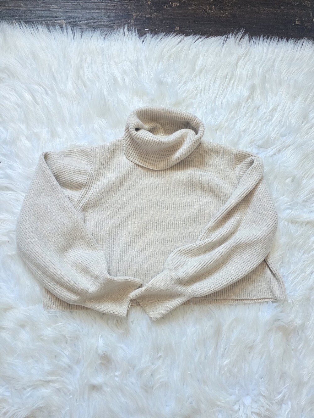 Wilfred Cream Ribbed Crop Wool Turtleneck Sweater